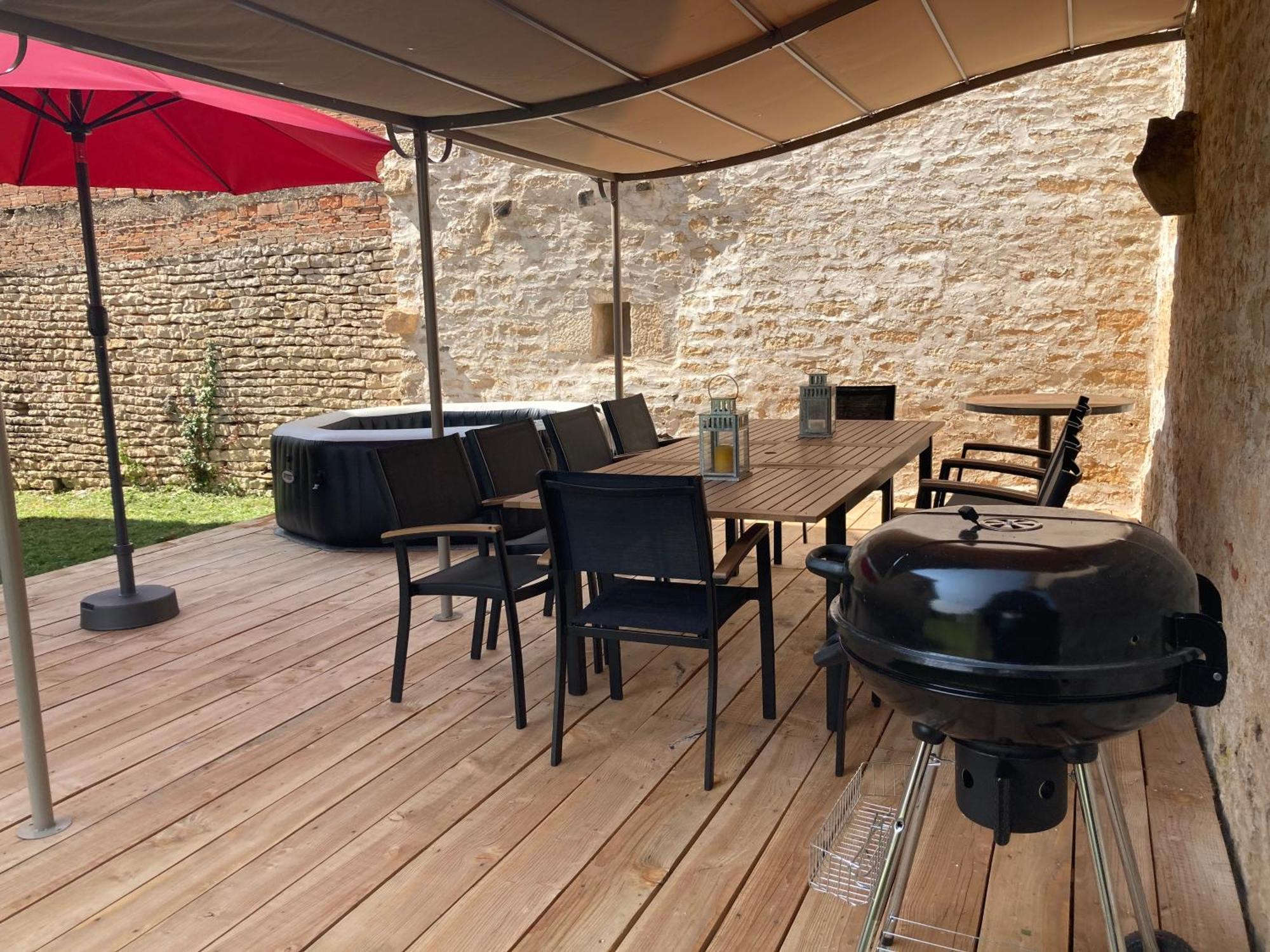 Le Presbytere - Touillon, Jacuzzi, 4 Chambres Pour 10 Экстерьер фото